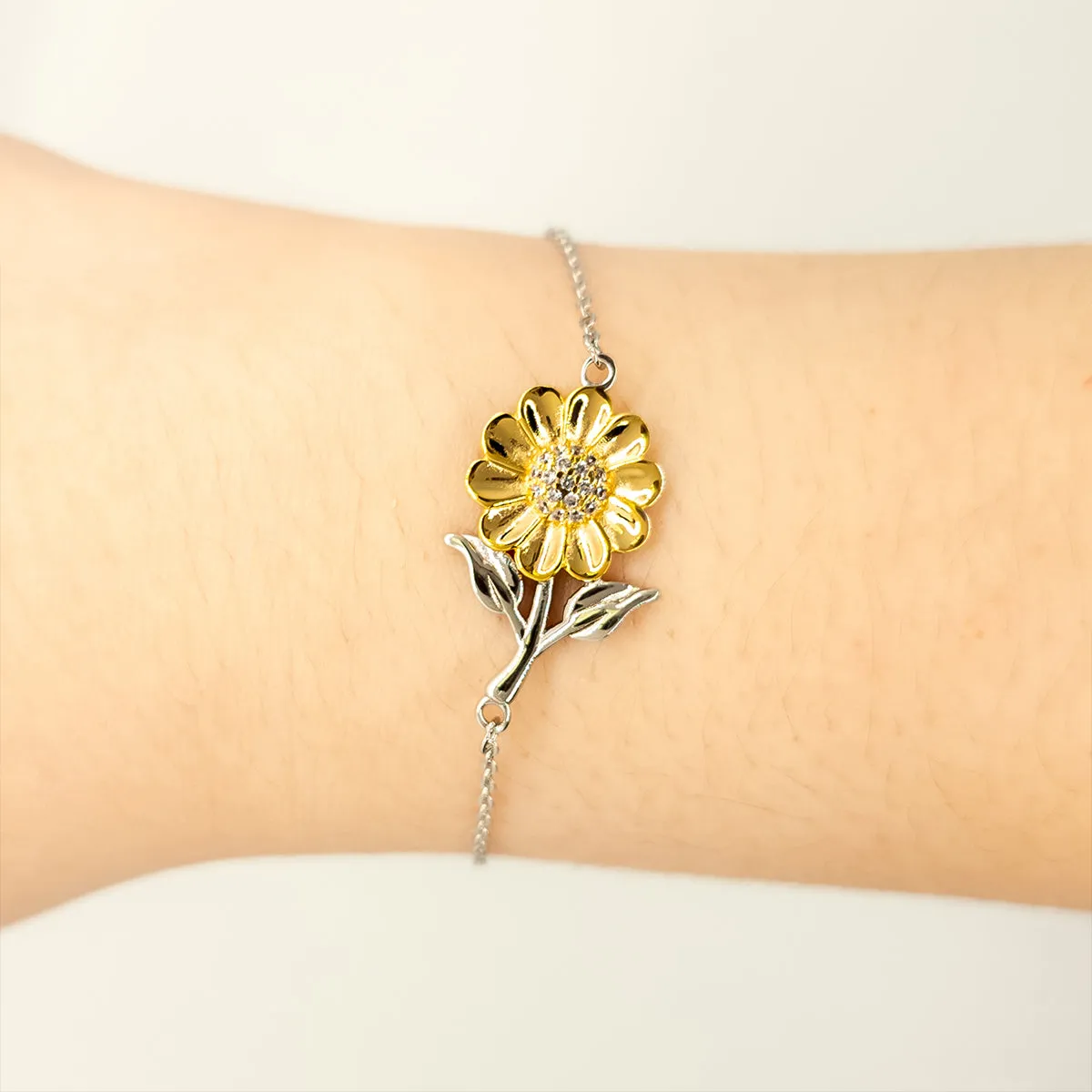 Abuelo Sunflower Bracelet - Dependable Grandfather Always Supports Me, Inspirational Gift for Veterans Day, Christmas, Birthday - Unique Engraved Design