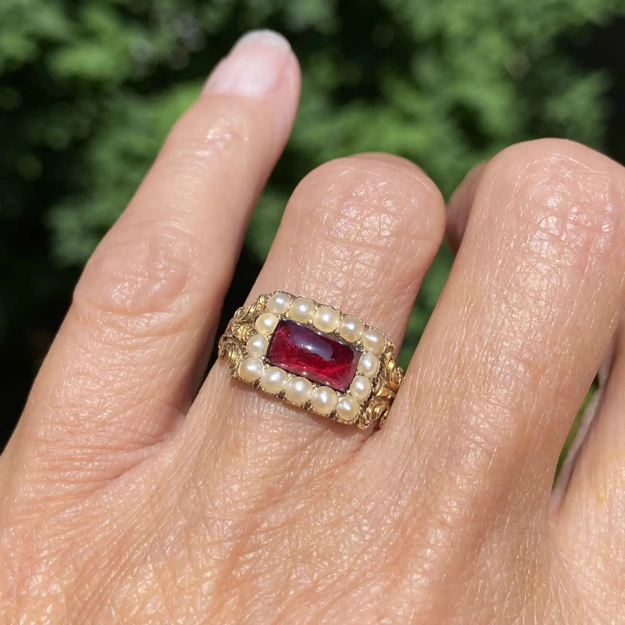 Antique Georgian 15K Gold Pearl Cluster Garnet Ring