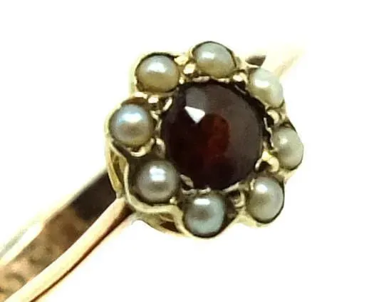 Antique Victorian Pearl & Garnet 9ct Rose Gold Ring (Size: O)