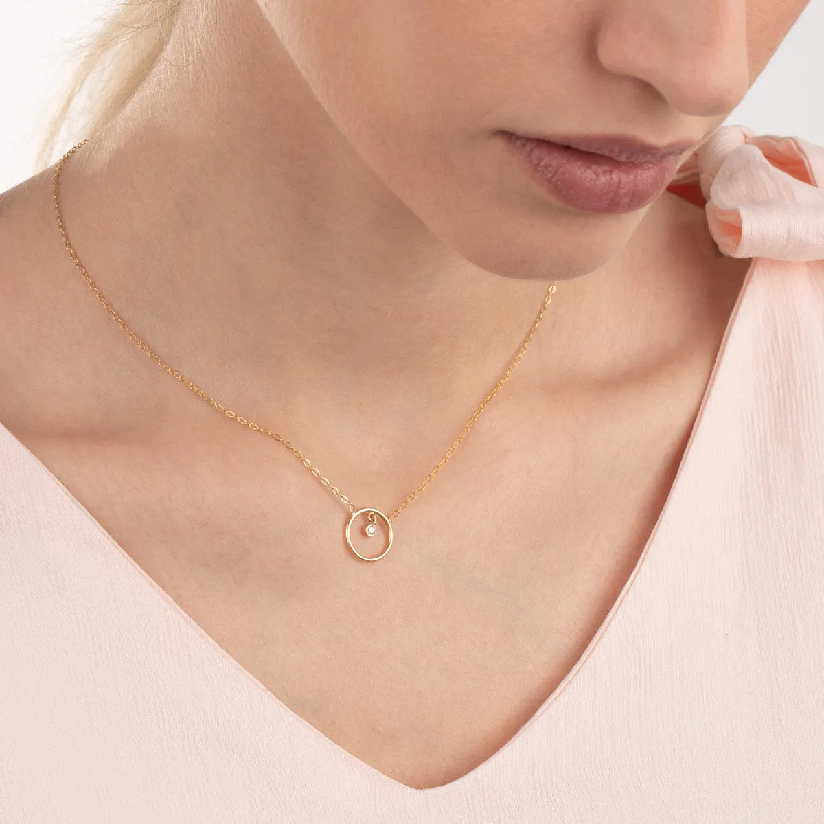 Circle Dimond Chain Necklace