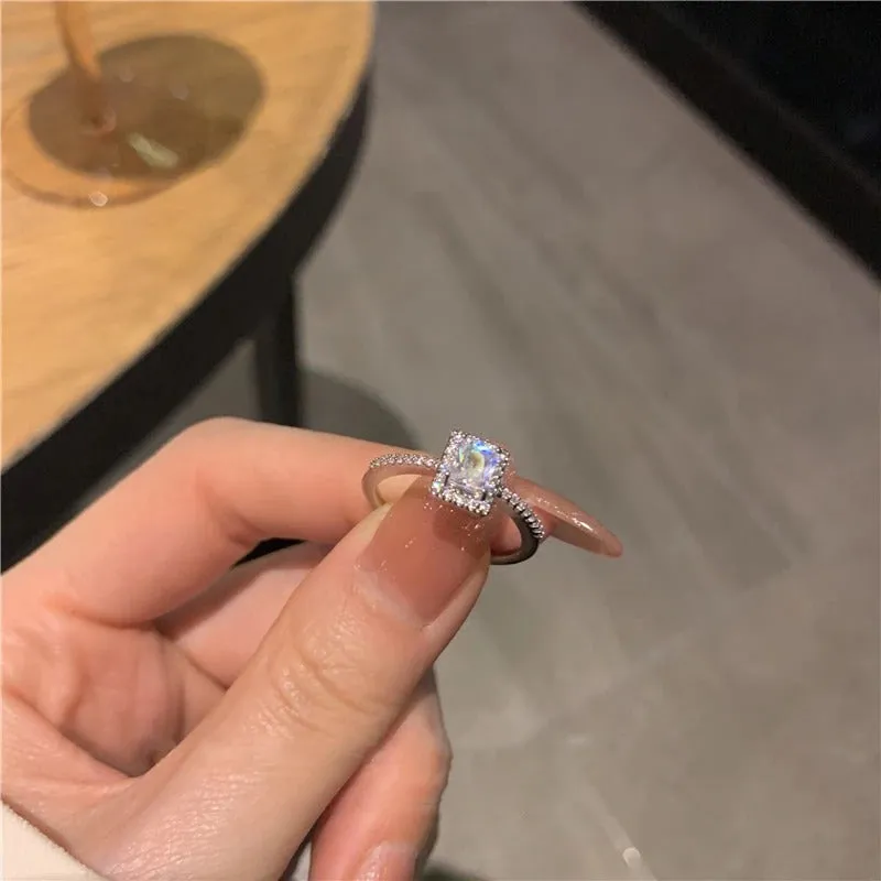 Delicate Square Shaped Zircon Ring