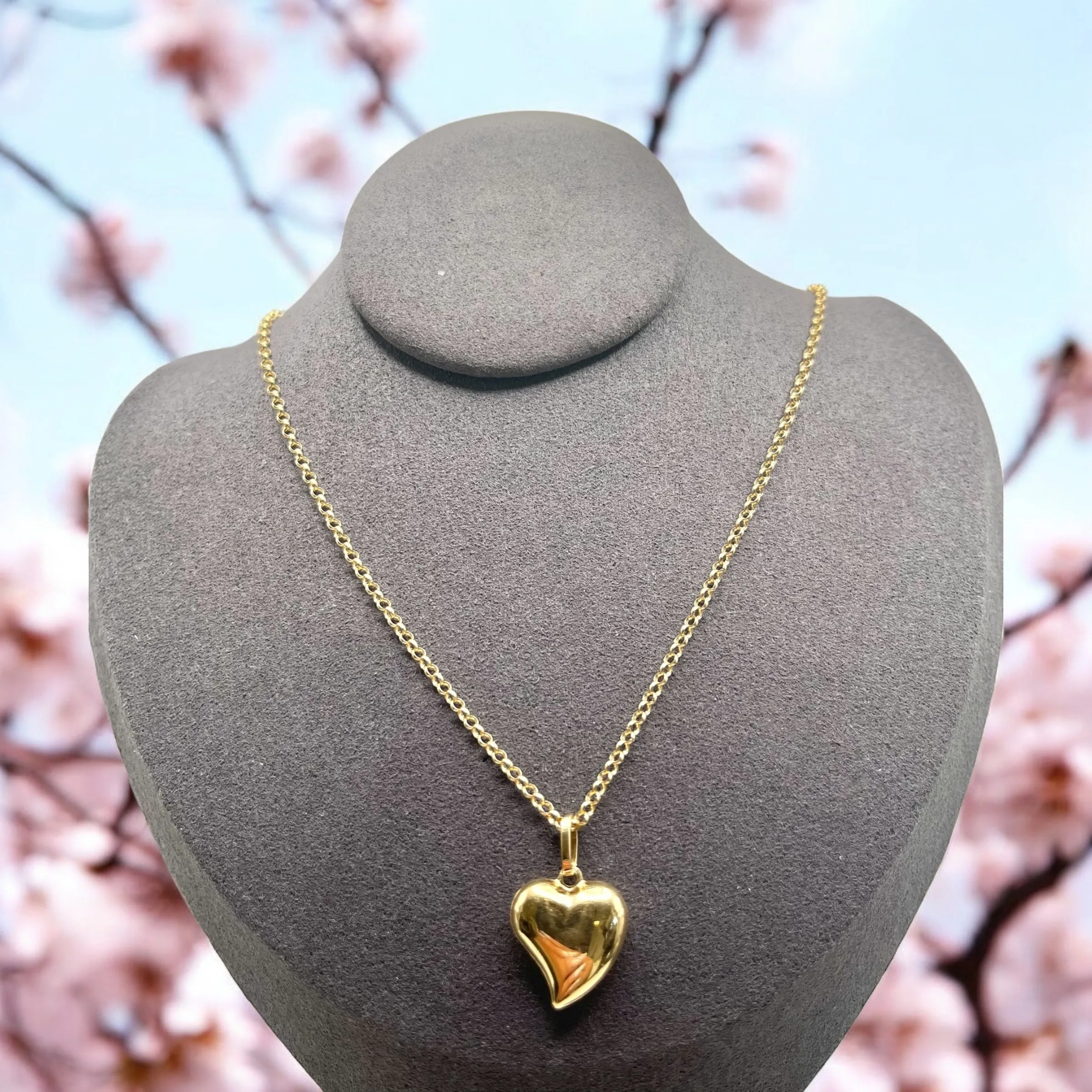 HEART NECKLACE