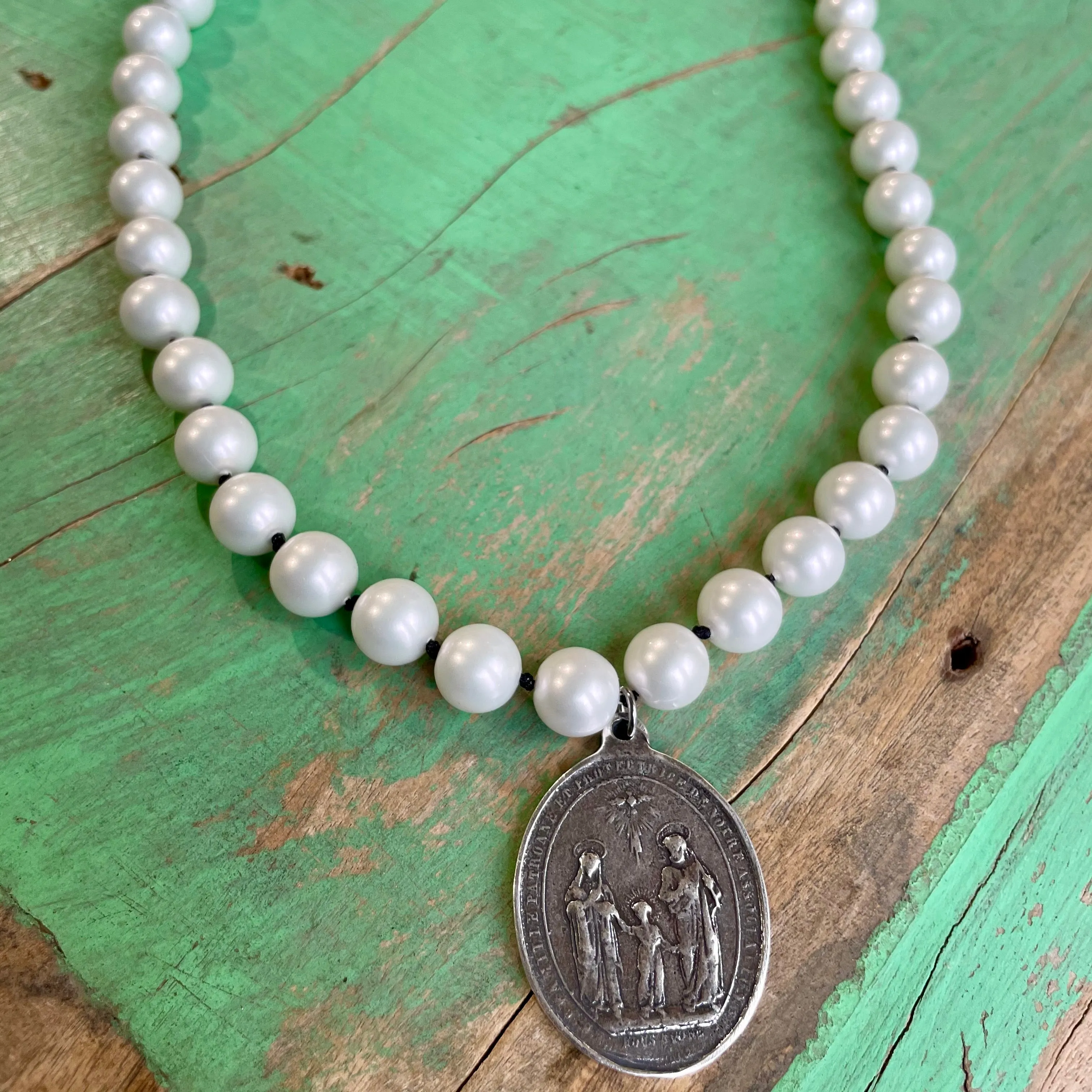 Pearl Holy Family Love Set