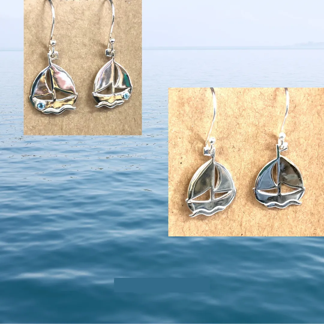 Sail boat earrings Ai3